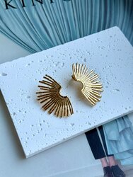 Титан ган ээмэг