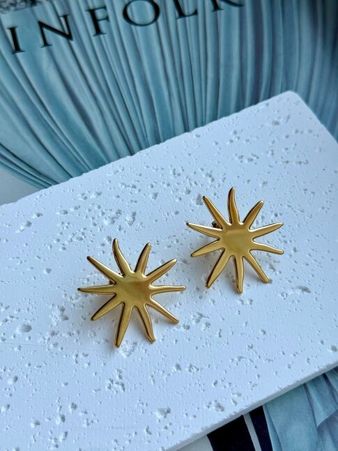 Титан ган ээмэг