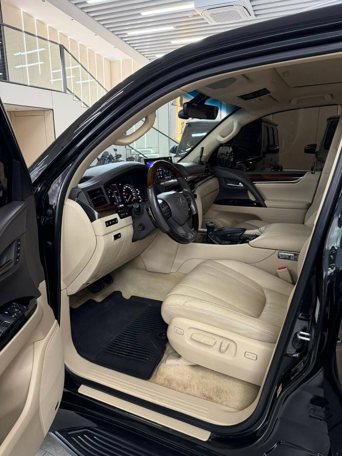 Lexus lx 570, 2016/2016