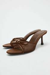 Brown mesh sandals 38