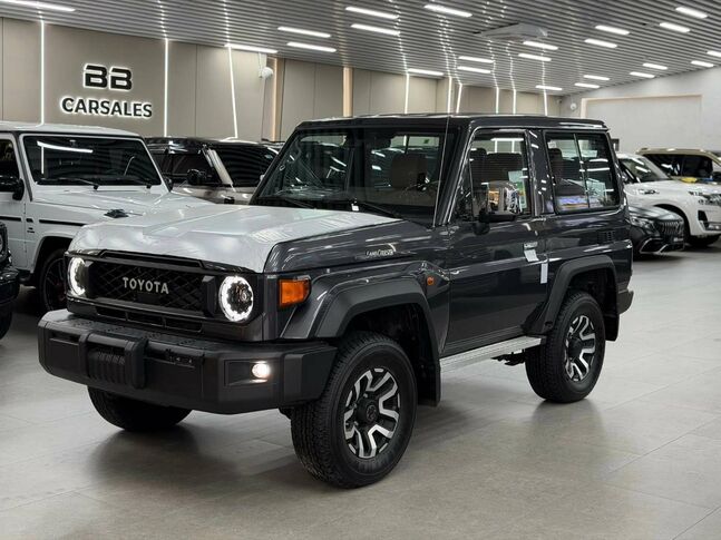 Toyota land cruiser 200