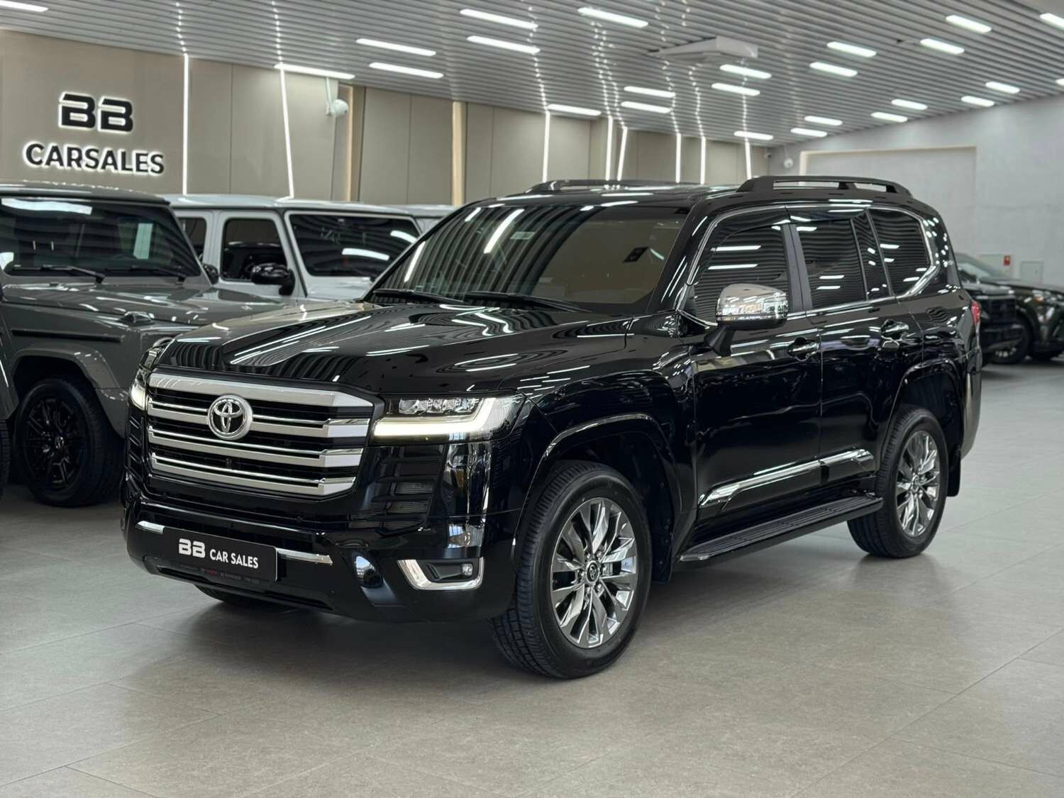 Toyota land cruiser 300