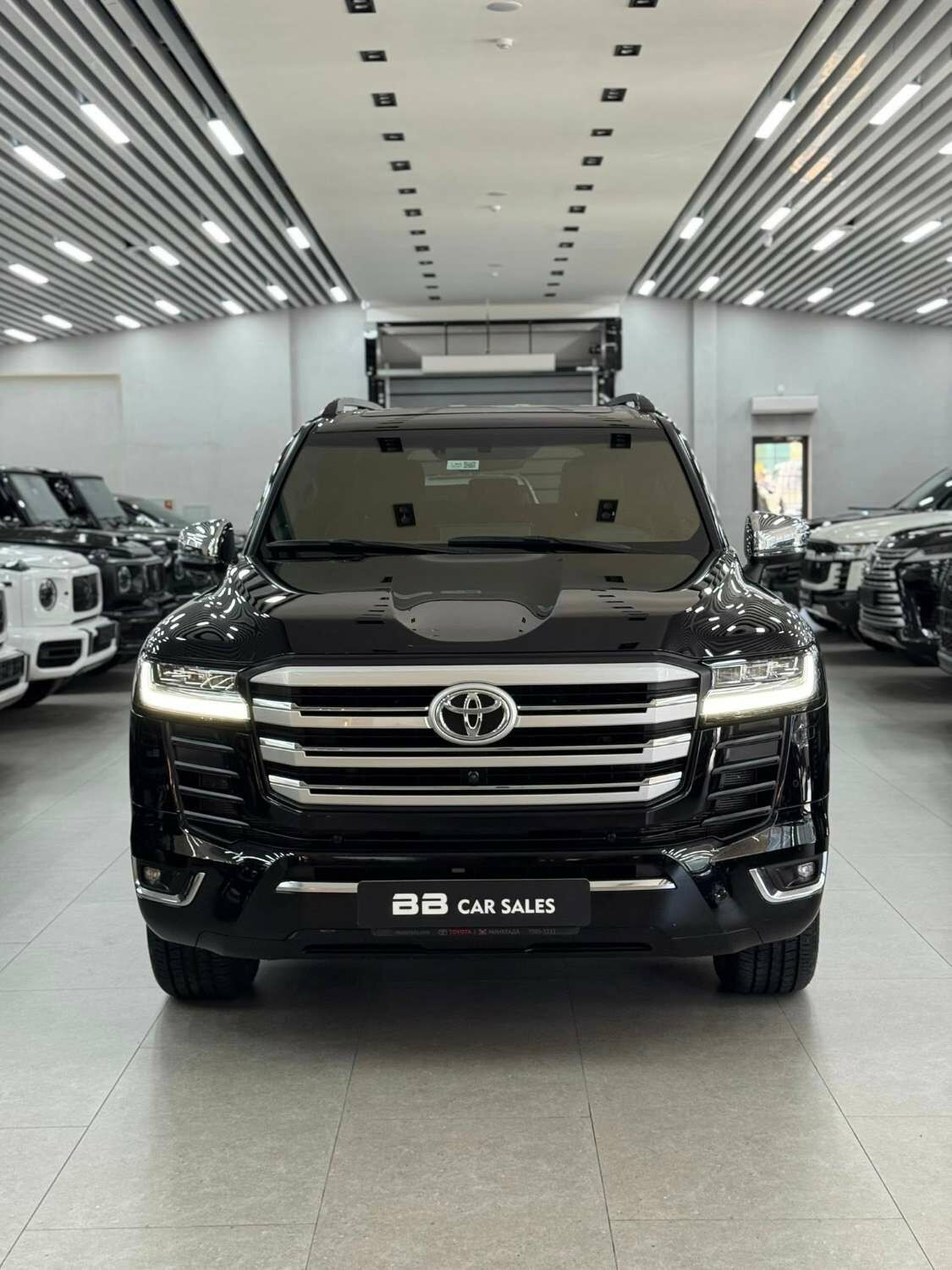 Toyota land cruiser 300