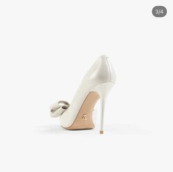 Өндөр өсгийт