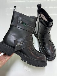 38 размер ганц үлдсэн