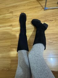 Өвлийн цэвэр илгэн гутал