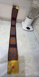 Зүү ороож оёсон арьсан бүс 