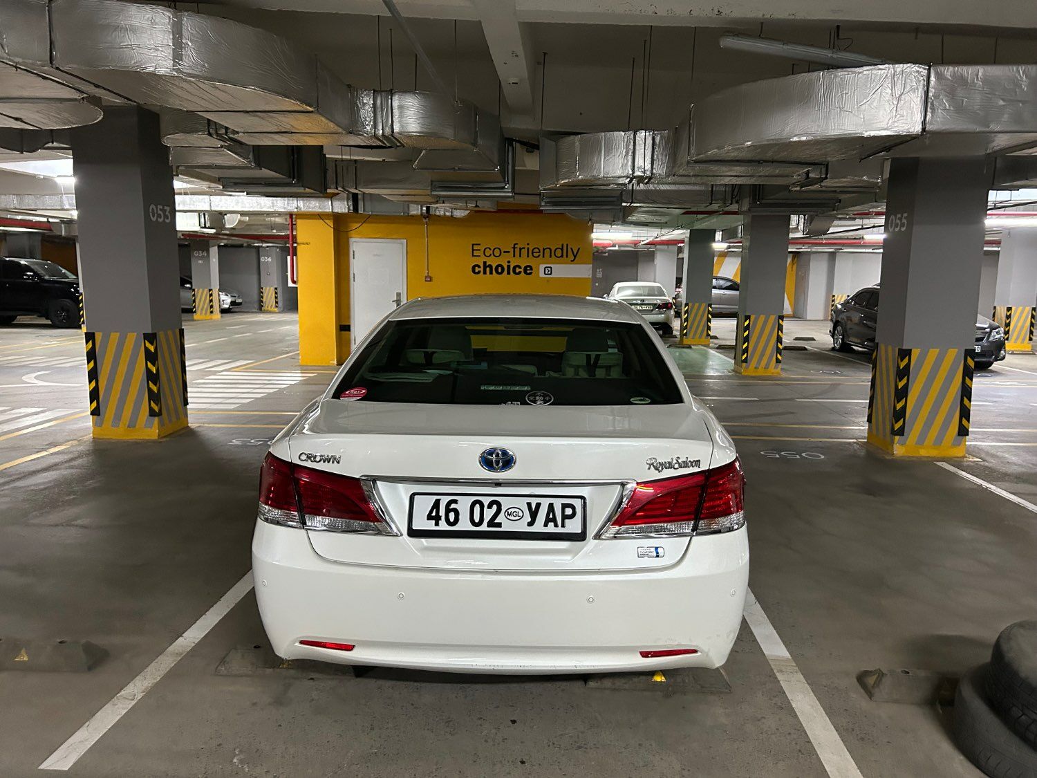 Crown royalsaloon 14/23 