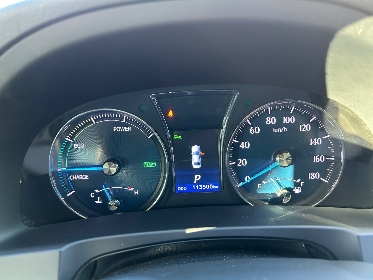 Crown royalsaloon 14/23 