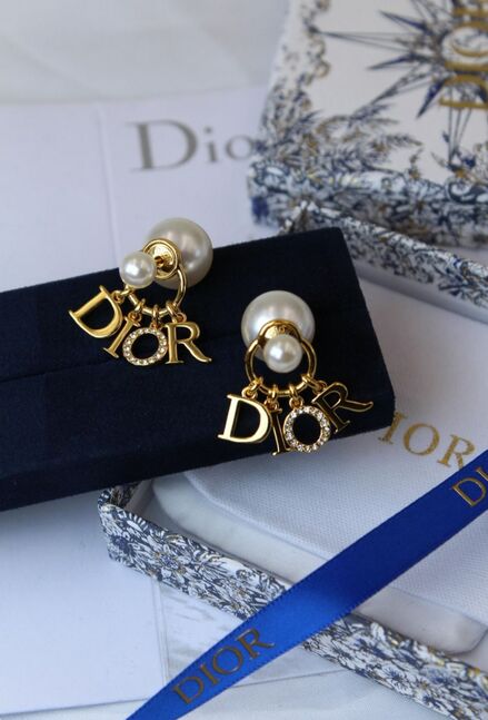 Dior сувдан ээмэг