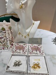 Dior сувдан ээмэг