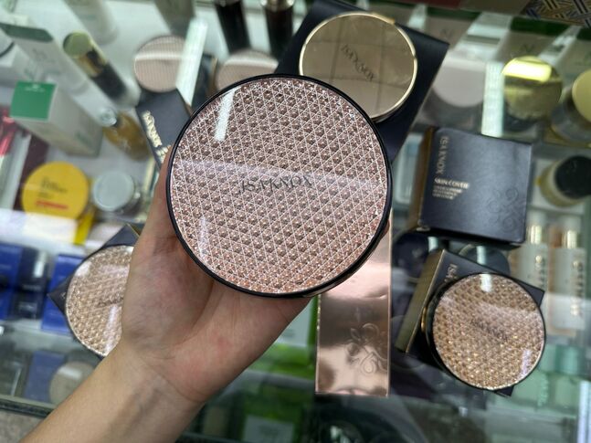 Isa knox cover supreme rich esse