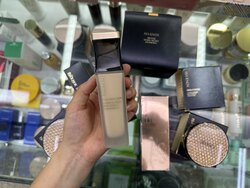 Isa knox rich essence foundation