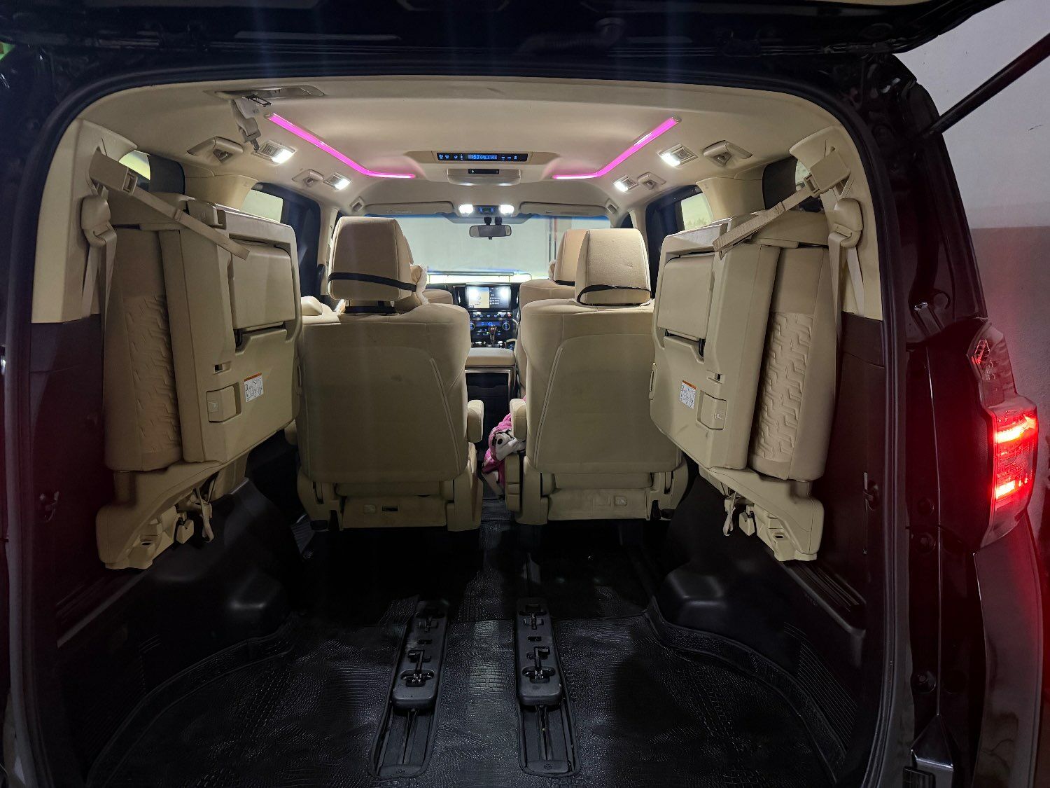 Toyota Alphard 2016/2025