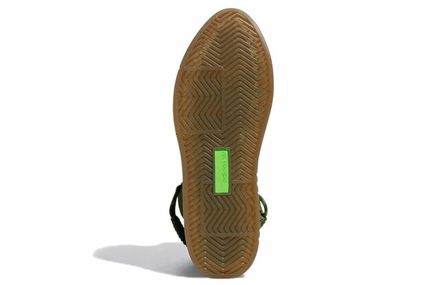 IVP SUPER SLEEK BOO WILPIN/FOC