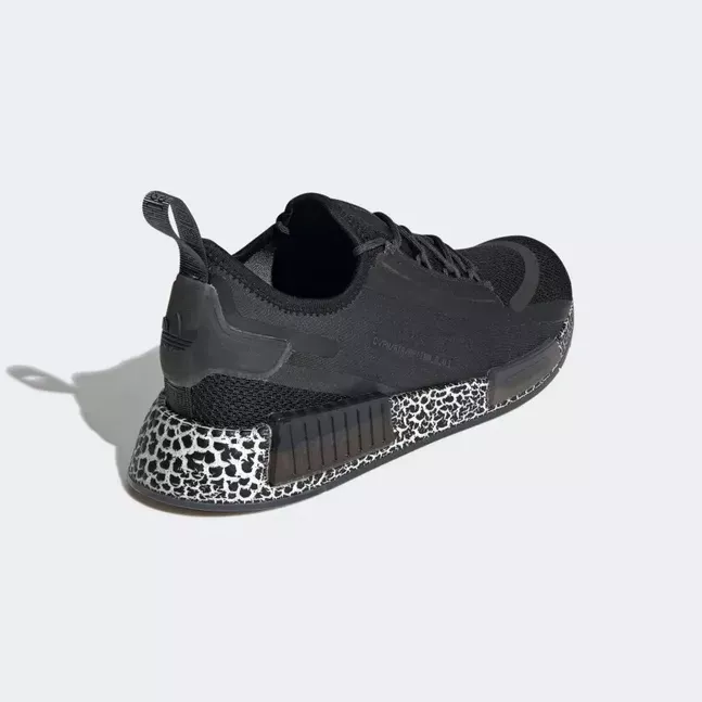 NMD_R1 SPECTOO CBLACK/CAR