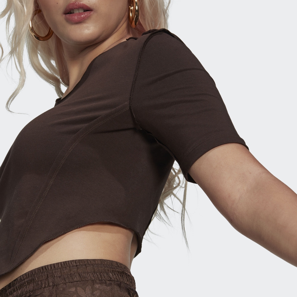 CROPPED TEE DBROWN