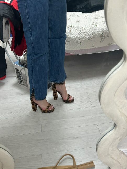 Хямд зарна 2 лангын цуг