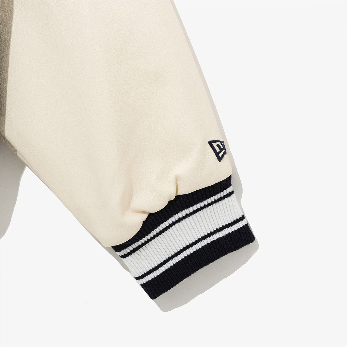 AP MLB RAGLAN VARSITY JK53 LOSDOD D NAV