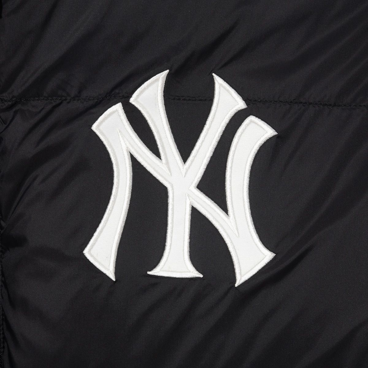 AP MLB PUFFER DOWN DJ54 NEYYAN BLK