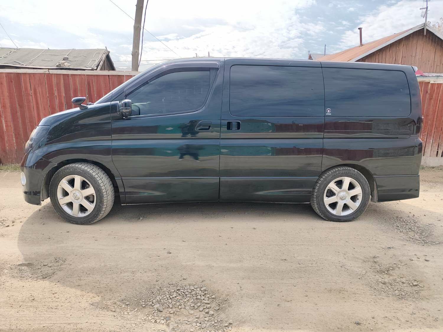 Nissan Elgrand 2009/2018