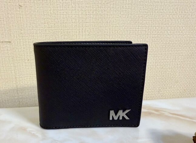 Micheal kors mk wallet set