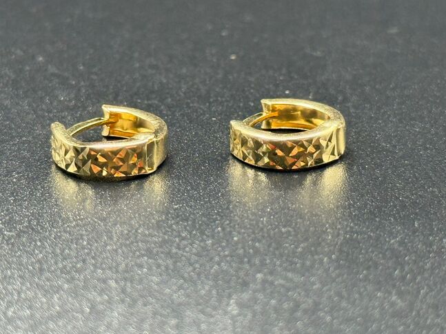 Монет ээмэг 585 сорьцтой 1гр