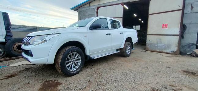 Mitsubushi L200 2015/2025