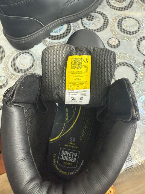 Solongosiin urdaa hamgaalalttai