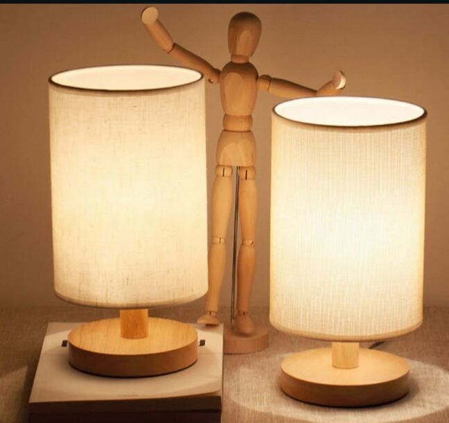 Энэхүү гэрэл  ажилийн ширээ унтл