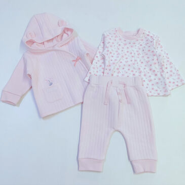 Нярайн малгайтай 2 хос охин