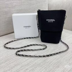 Chanel beaute member gift bag