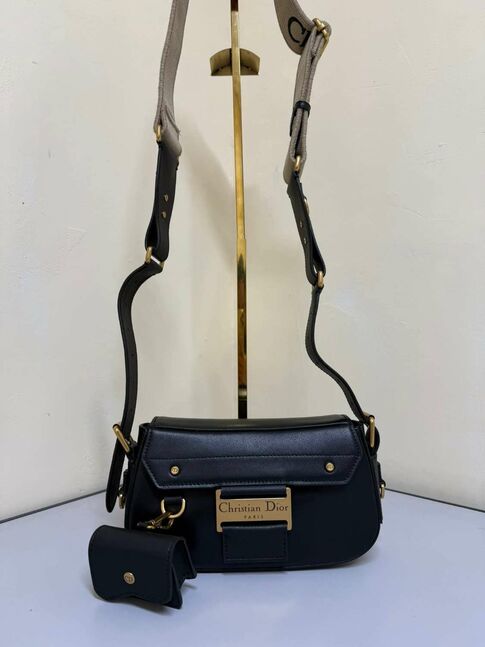 Christian dior original tsunh.