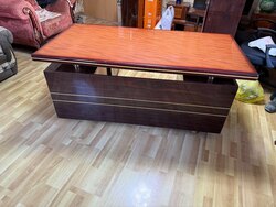 Ажлын ширээ зарна 🖋️
