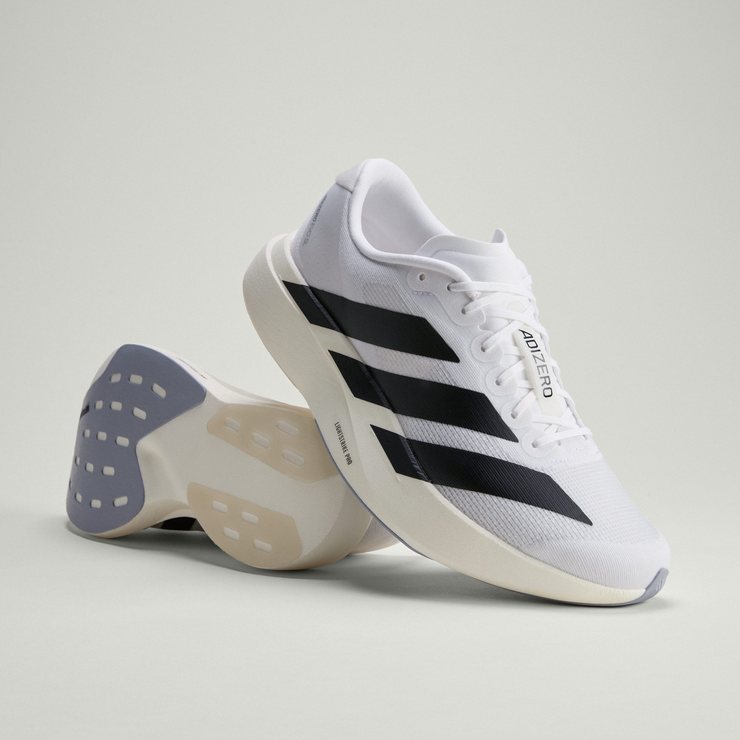 adizero Evo SL M FTWWHT/CBLACK/FTWWHT