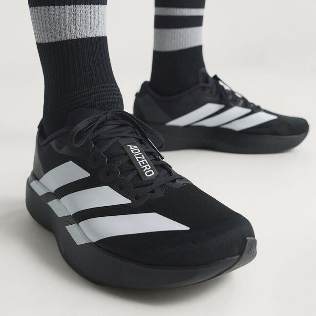 adizero Evo SL M CBLACK/FTWWHT/CBLACK