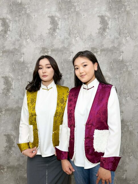 Өнгө болгоноос ганц ганц