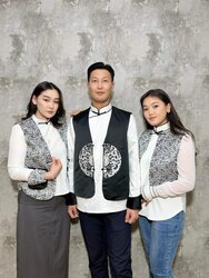 Өнгө болгоноос ганц ганц