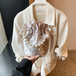 Торгон цүнх