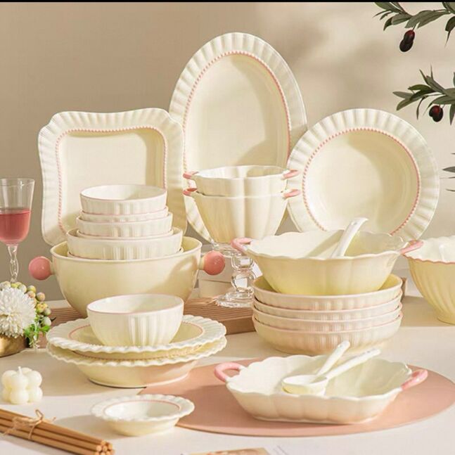 Шаазан аяга тавагны ком