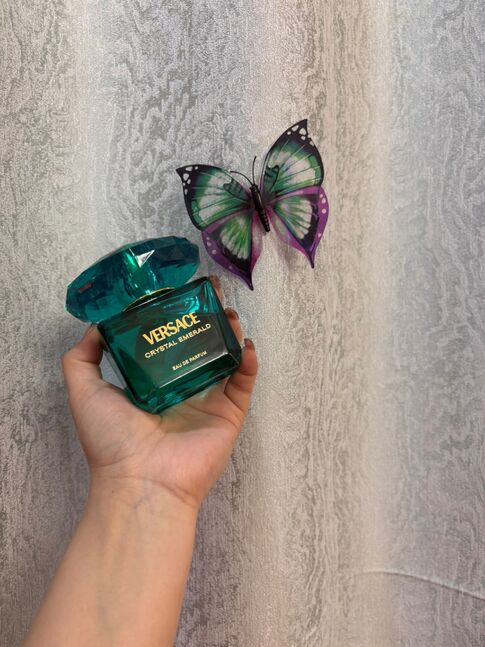 Шинэ төрлийн versace emerald 