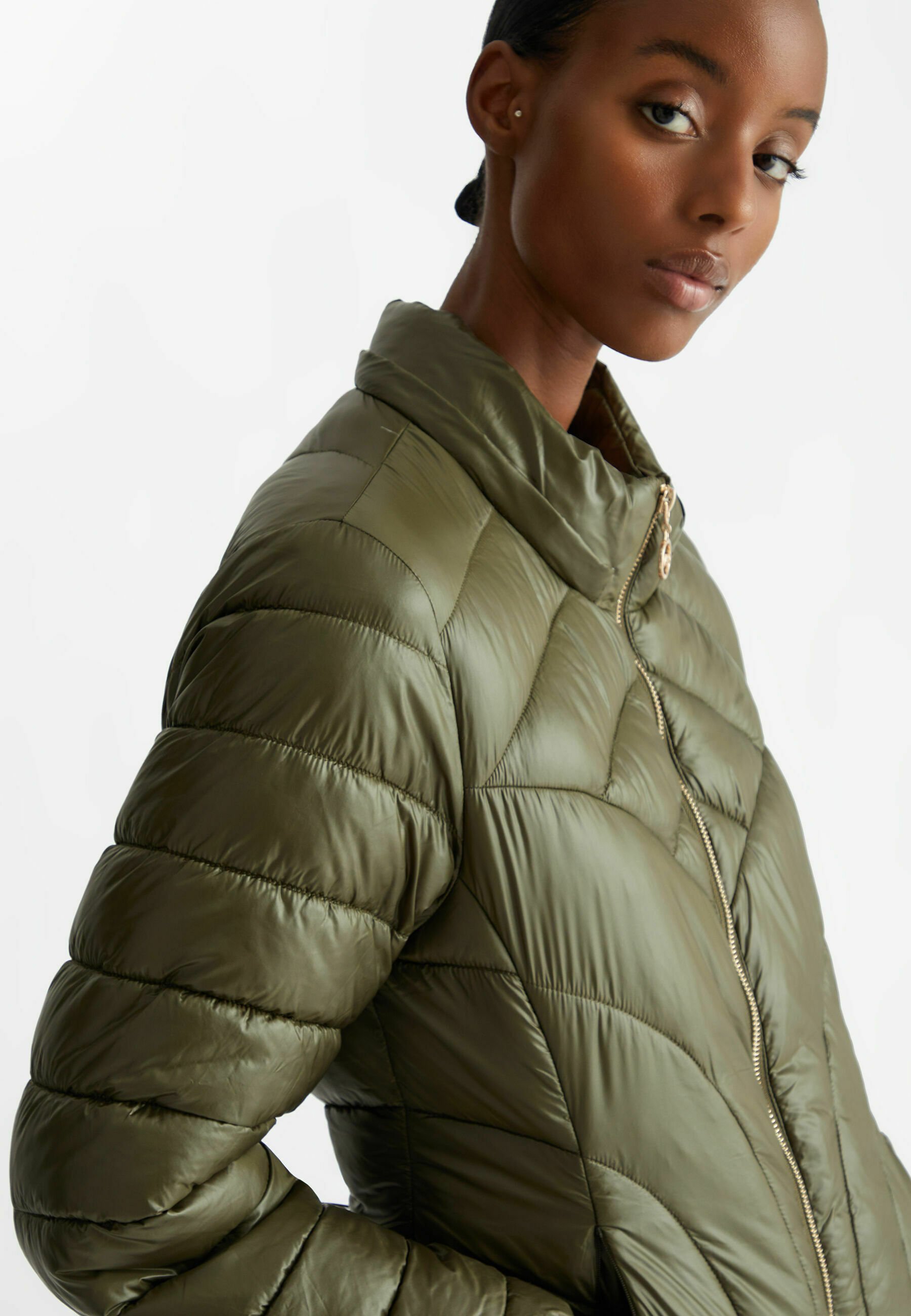 ECS IMBOTTITO OVATTA