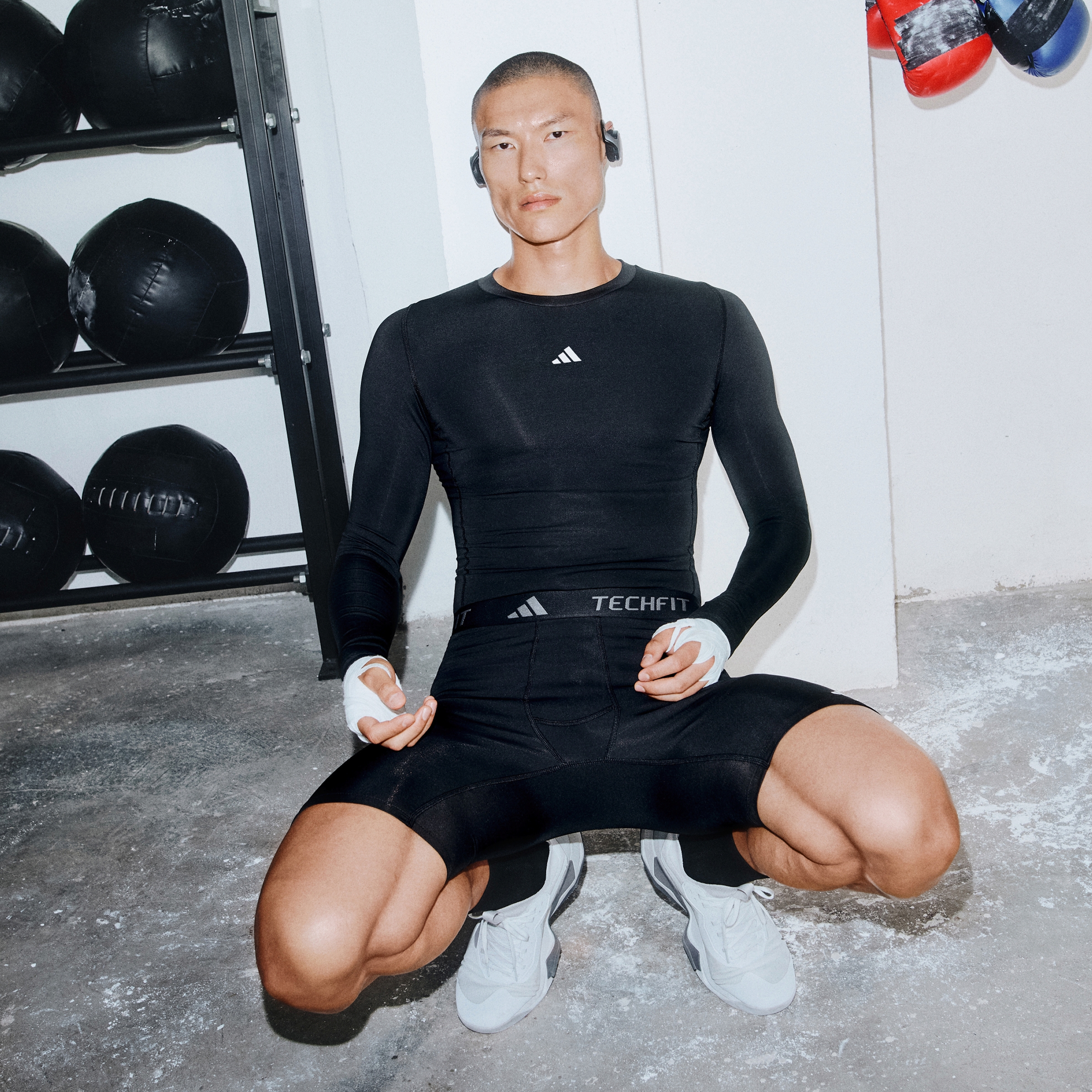 TF BASE SHORT T BLACK