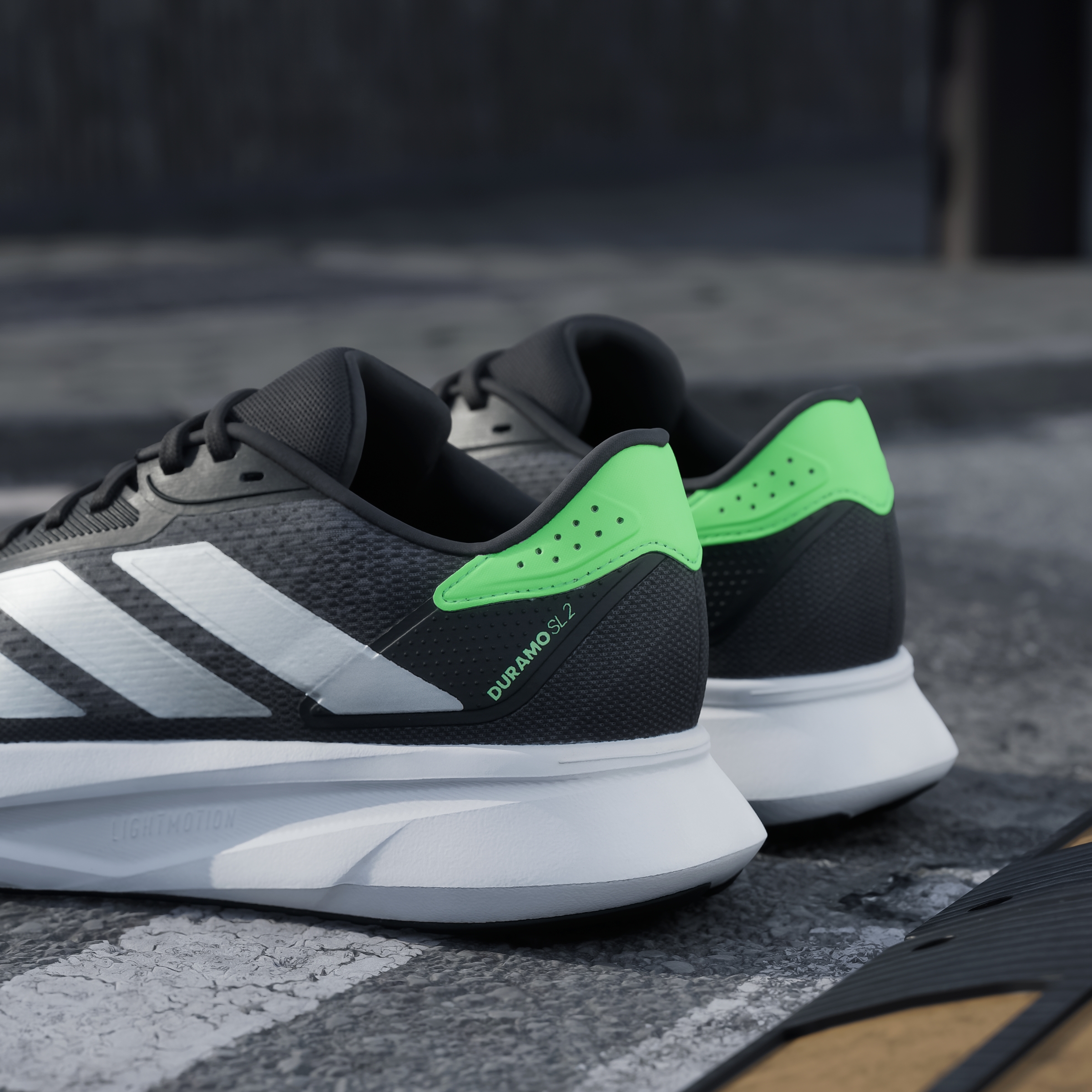 DURAMO SL2 M CARBON/SILVMT/LIMBUR