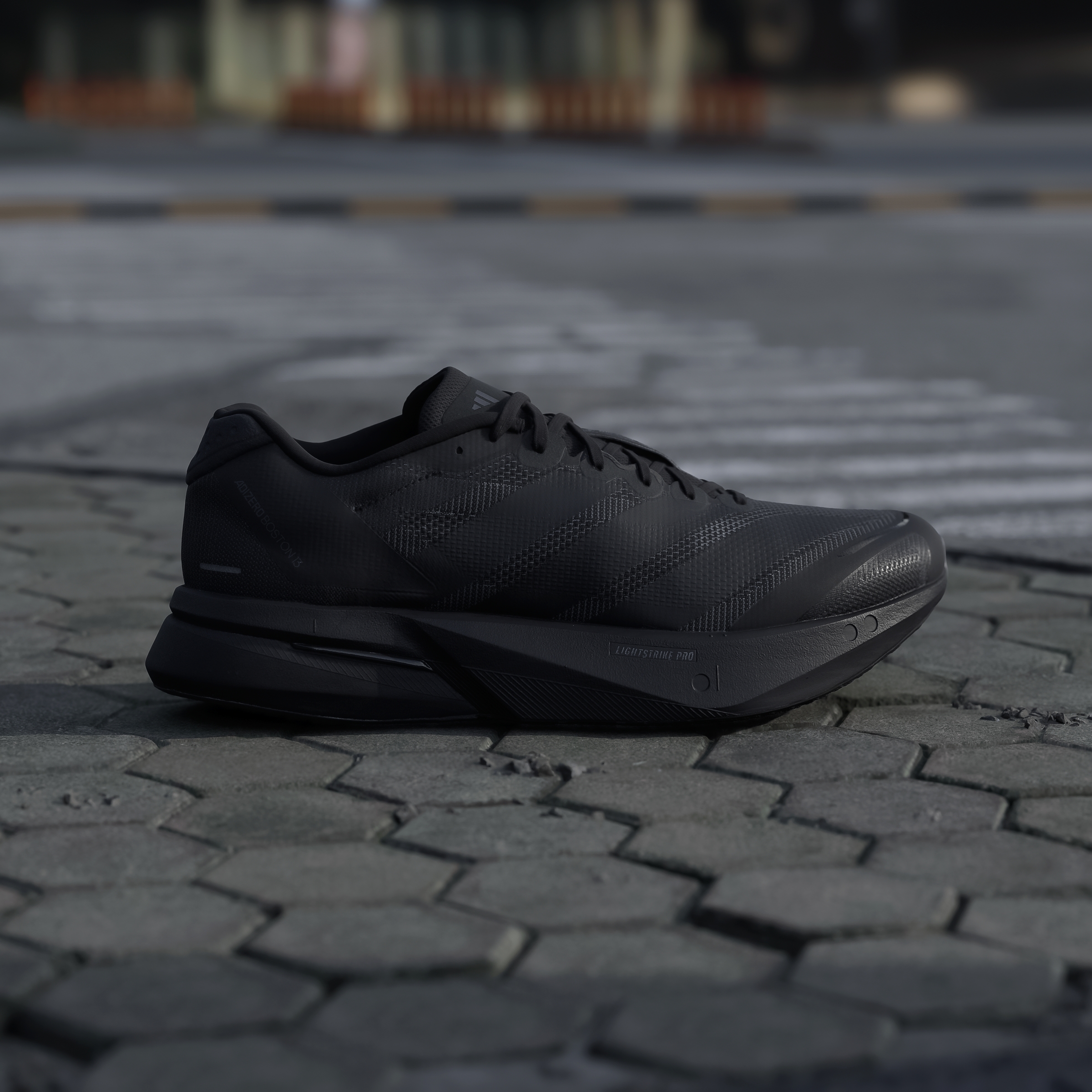 ADIZERO BOSTON 13 M CBLACK/CARBON/CBLACK