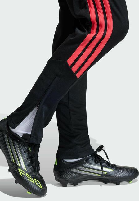 TIRO26C PNTY BLACK/SELURE