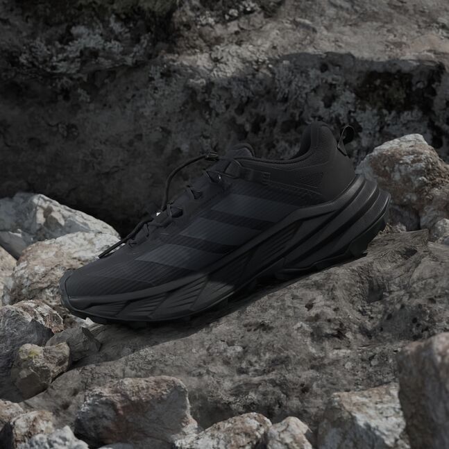 ADILETTE COMFORT 2. CBLACK/FTWWHT/CBLACK