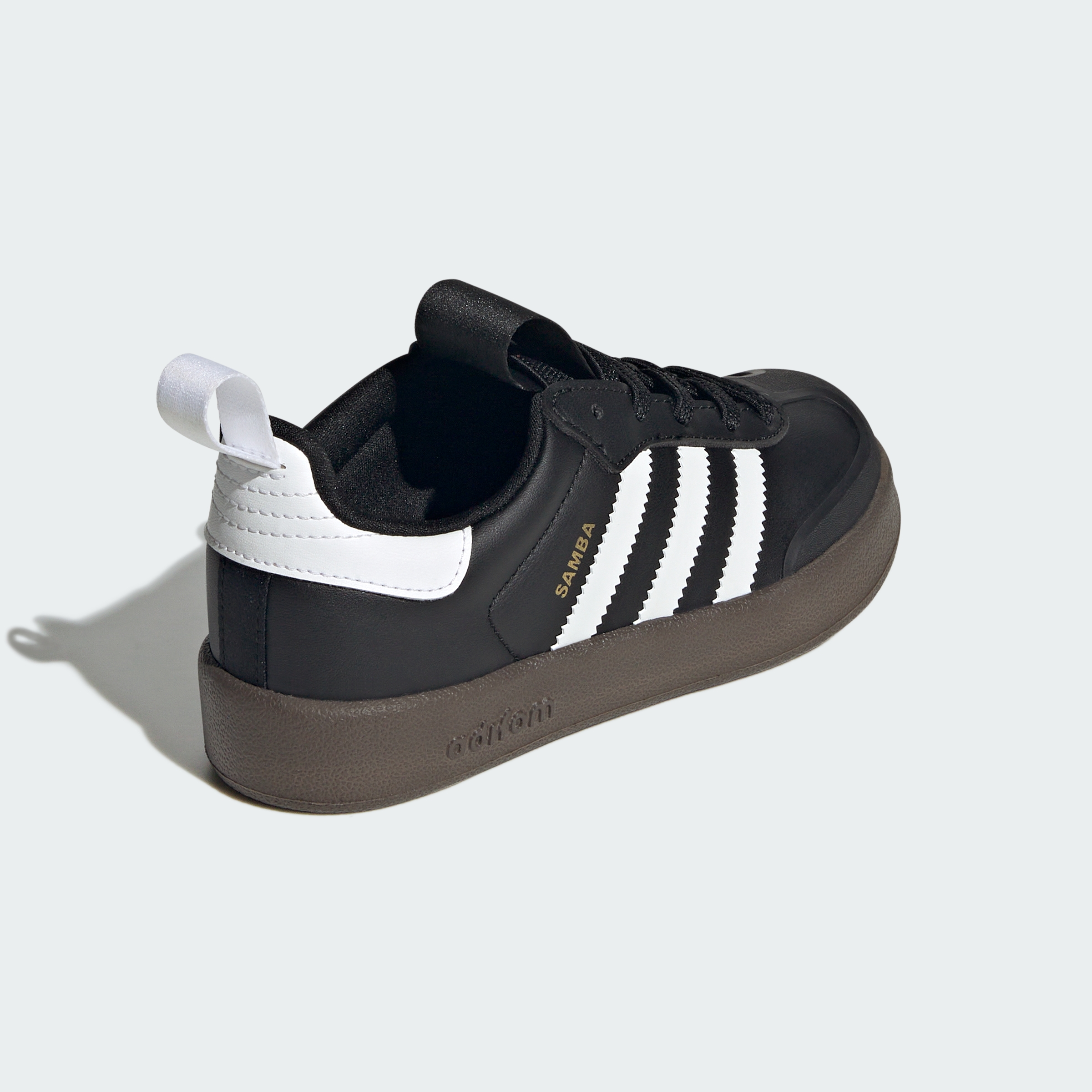 ADIFOM SAMBA 360 C CBLACK/FTWWHT/GUM5