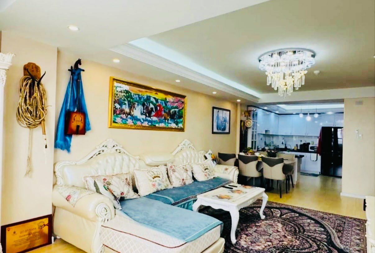 Зайсанд 2 өрөө байр зарна 3