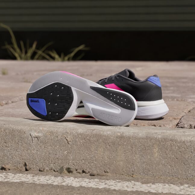 ADIZERO BOSTON 13 W CBLACK/LUCPNK/COBBLU